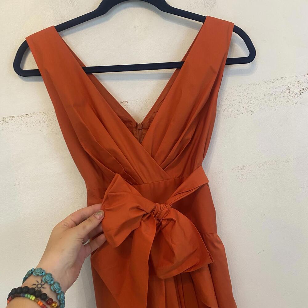 MAX MARA orange tie waist V-neck pleated dress sz 8 - Picture 5 of 8